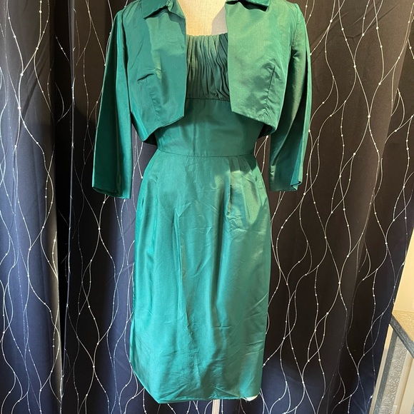 Vintage Emerald Green Dress and Jacket Set by Jay Thorpe of New York 1950’s - Picture 5 of 10
